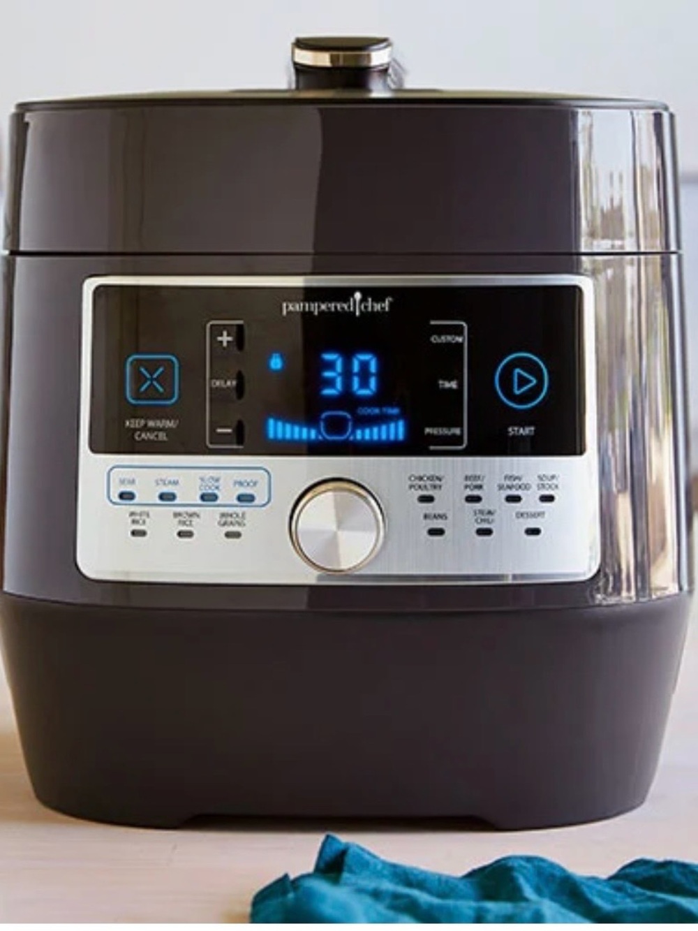 Pampered Chef Quick Cooker
Model: 100011